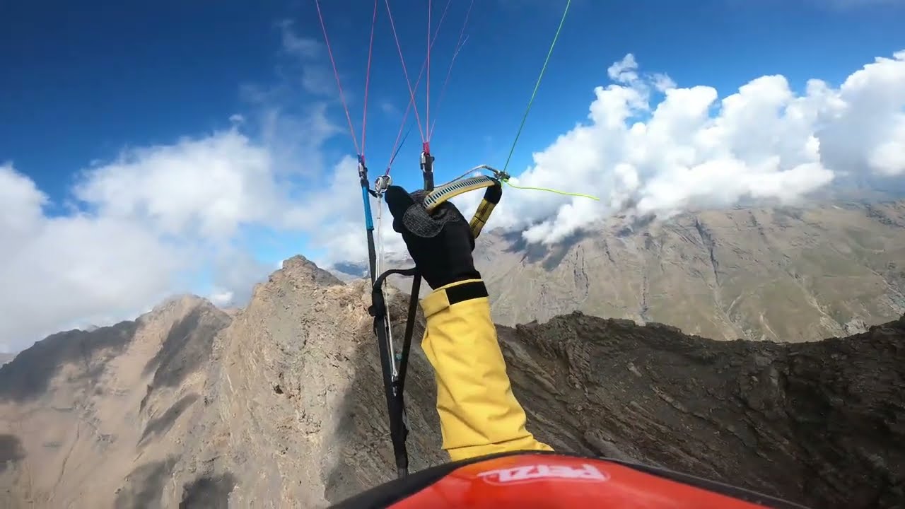 Parapente - 310 km en triangle depuis le Col de l'Izoard