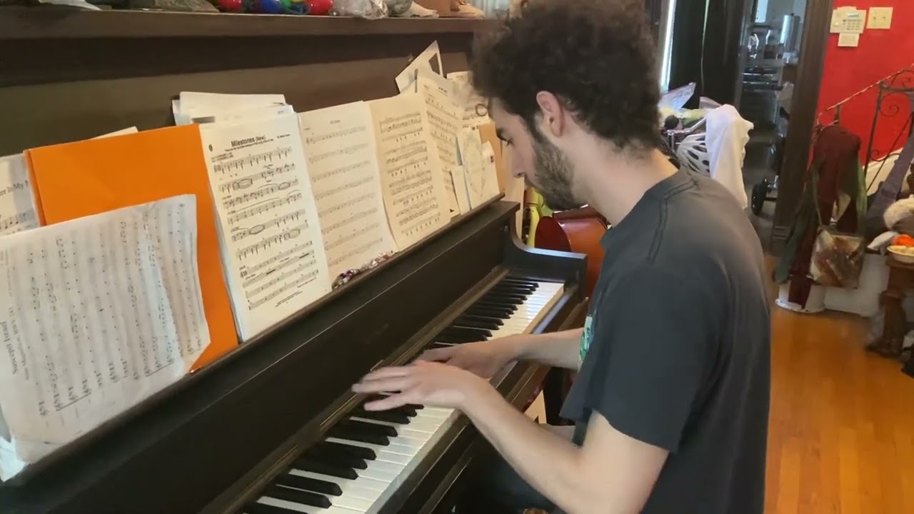 piano player caballero casting