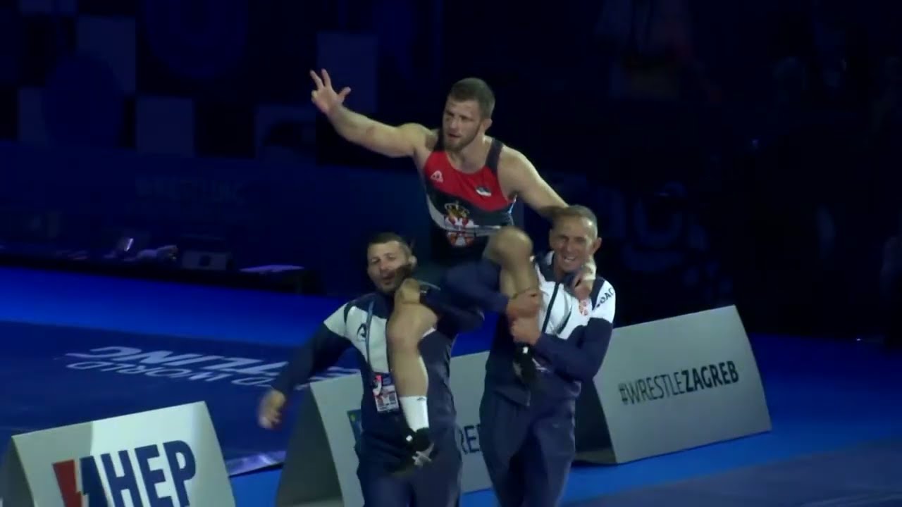 Aleksandar Komarov je svetski šampion u rvanju!