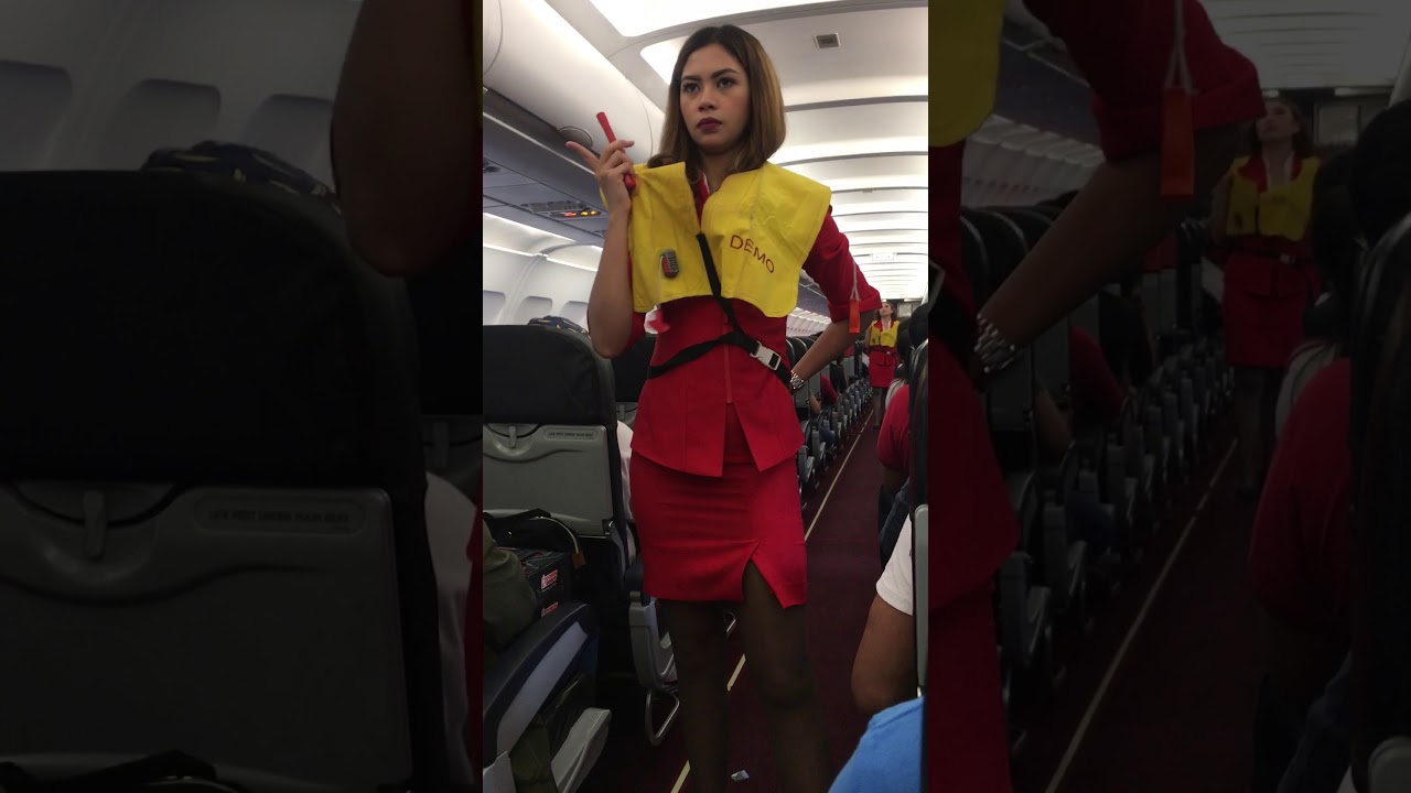 NAPAKAGANDANG FLIGHT ATTENDANT NG AIR ASIA | PRE-FLIGHT SAFETY DEMONSTRATION