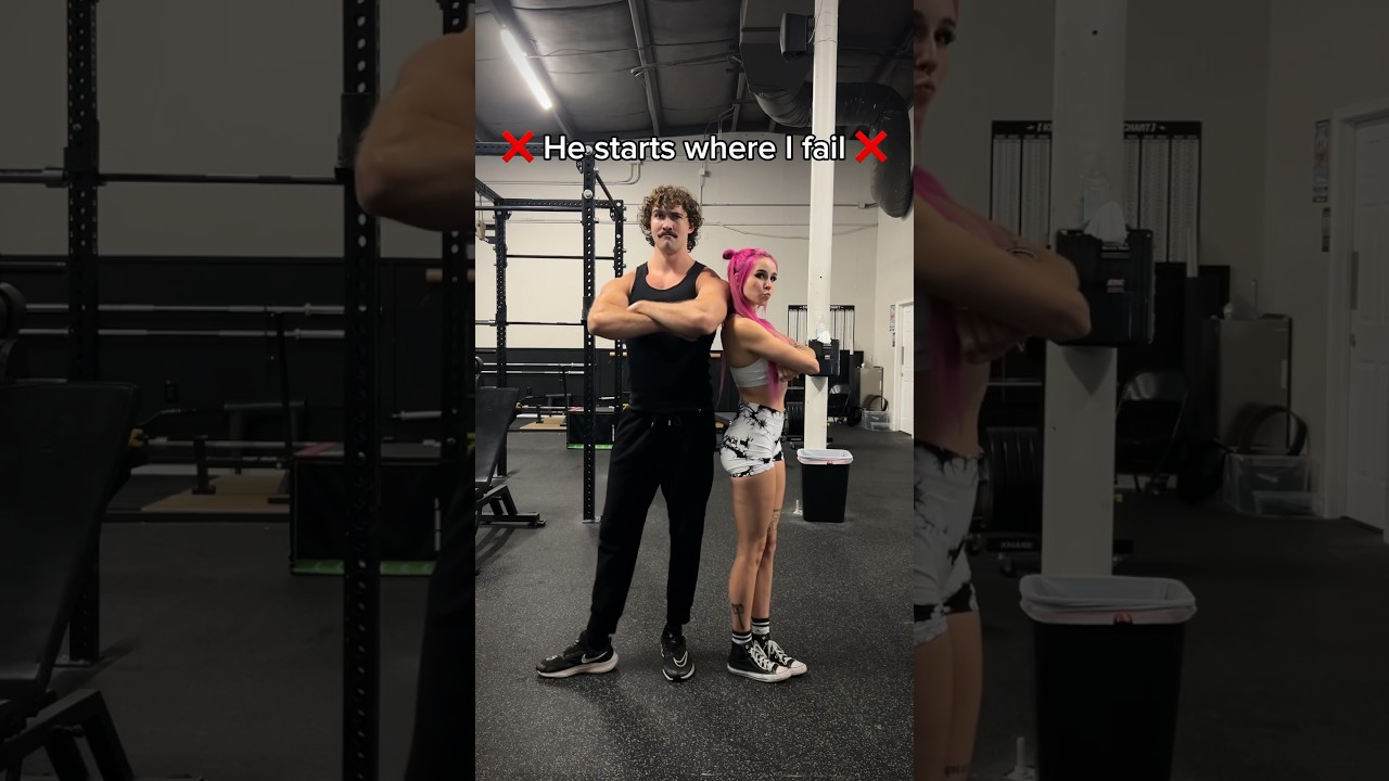 He starts where I fail SHOULDER PRESS EDITION 💪 #fitness #gym #gymcrush #trending #viral