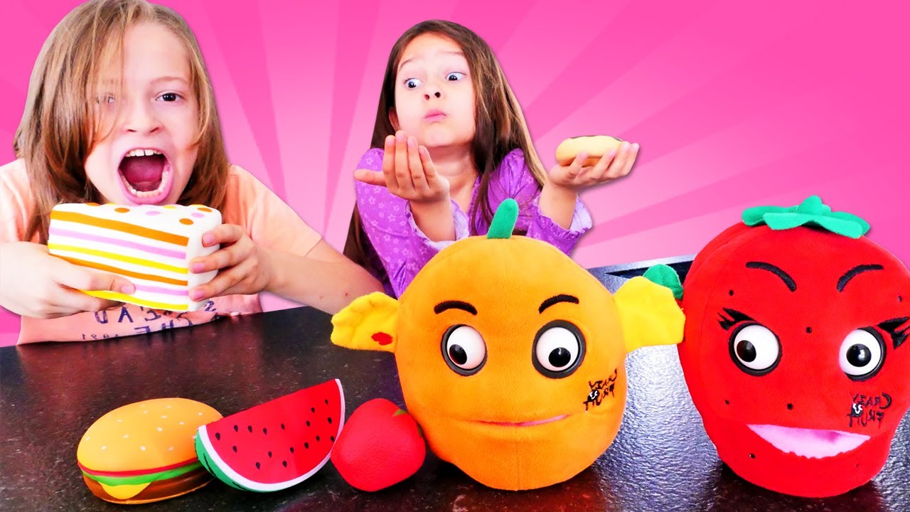 Selin kümmert sich um ihren Bruder. Lustiges Video auf Deutsch. Geschwister Show für Kinder