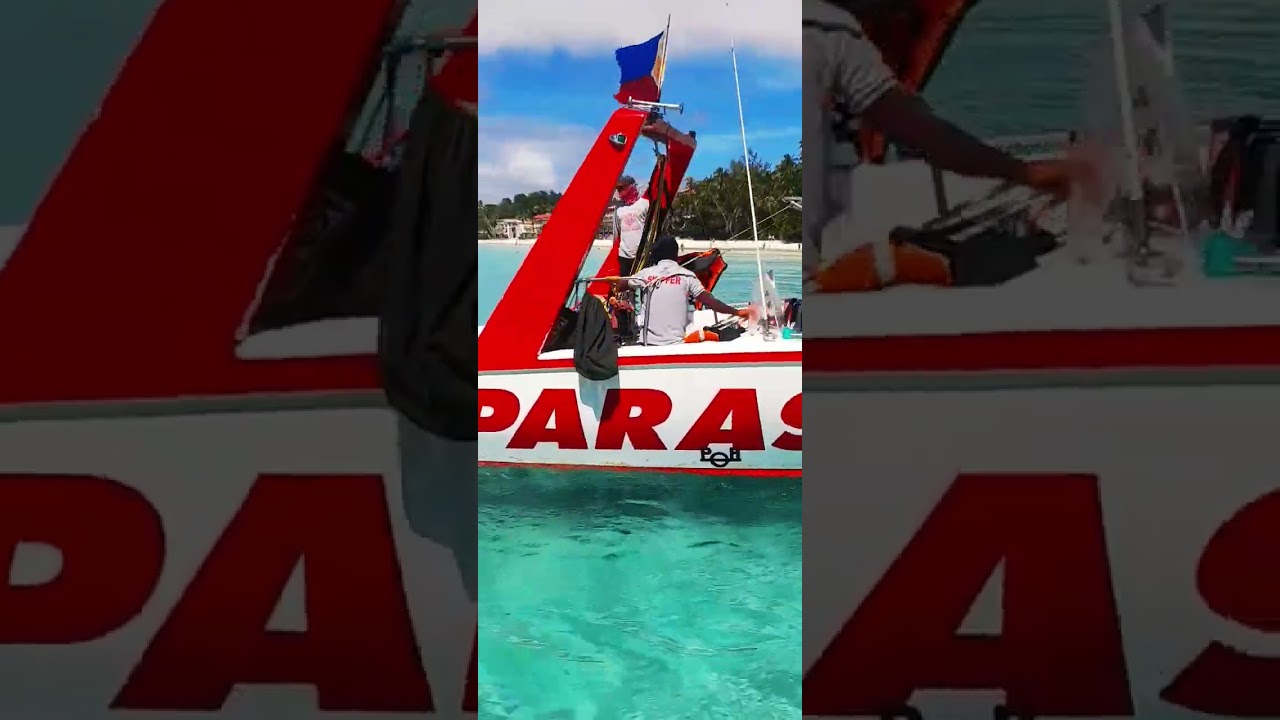 Parasailing😀❤️🚤boat🌊🇵🇭👀🌞🚤👌👍#boracayphilippines