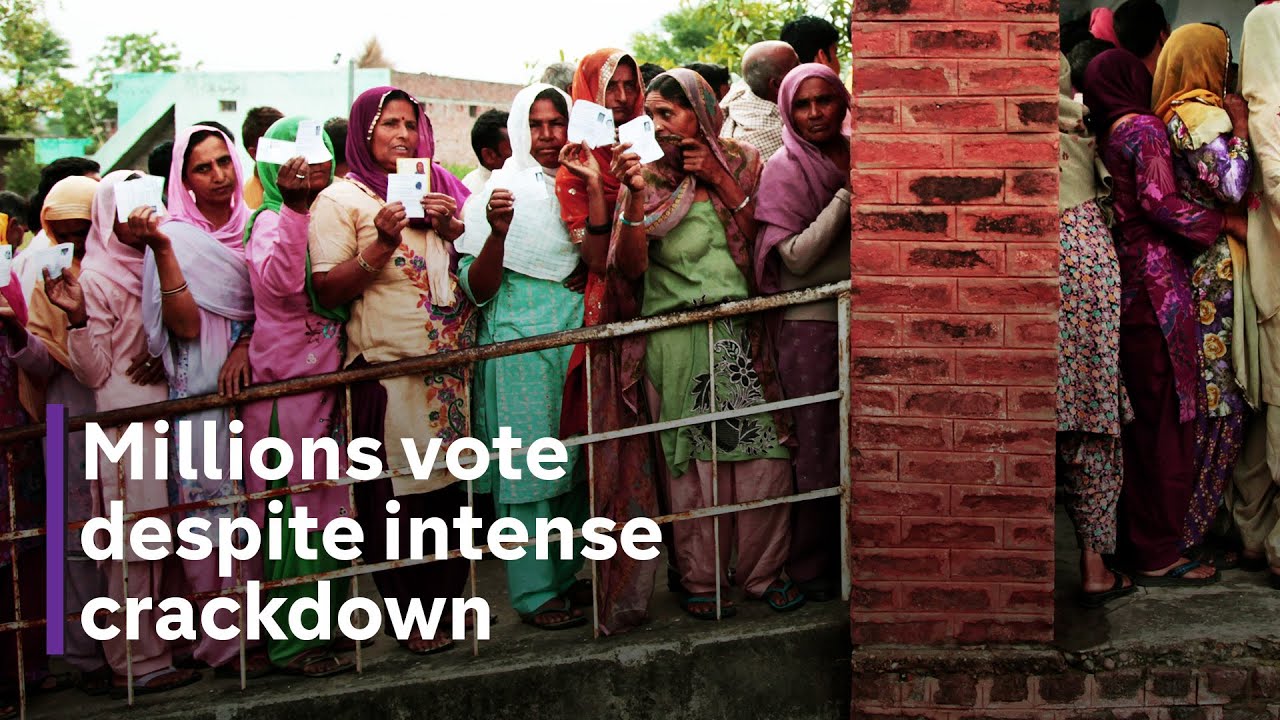 Pakistan election: government accused of suppressing turnout