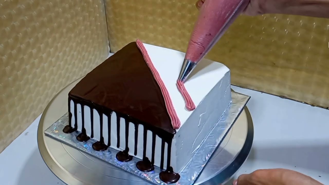 Kue ulang tahun coklat mudah bentuk kotak | dekorasi cake coklat simple sederhana
