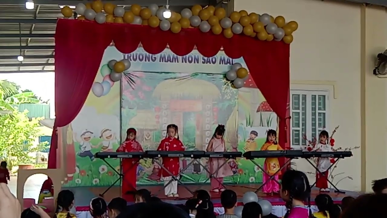 12 tháng 2, 2026