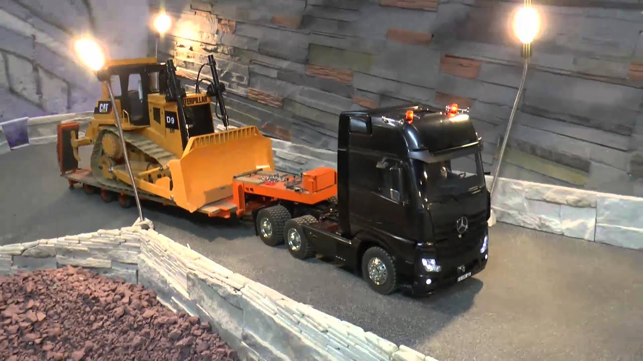 HEAVY RC ACTION! BIG RC TRANSPORT and the   L250G NEW HIDRAULIC AN ENGINE