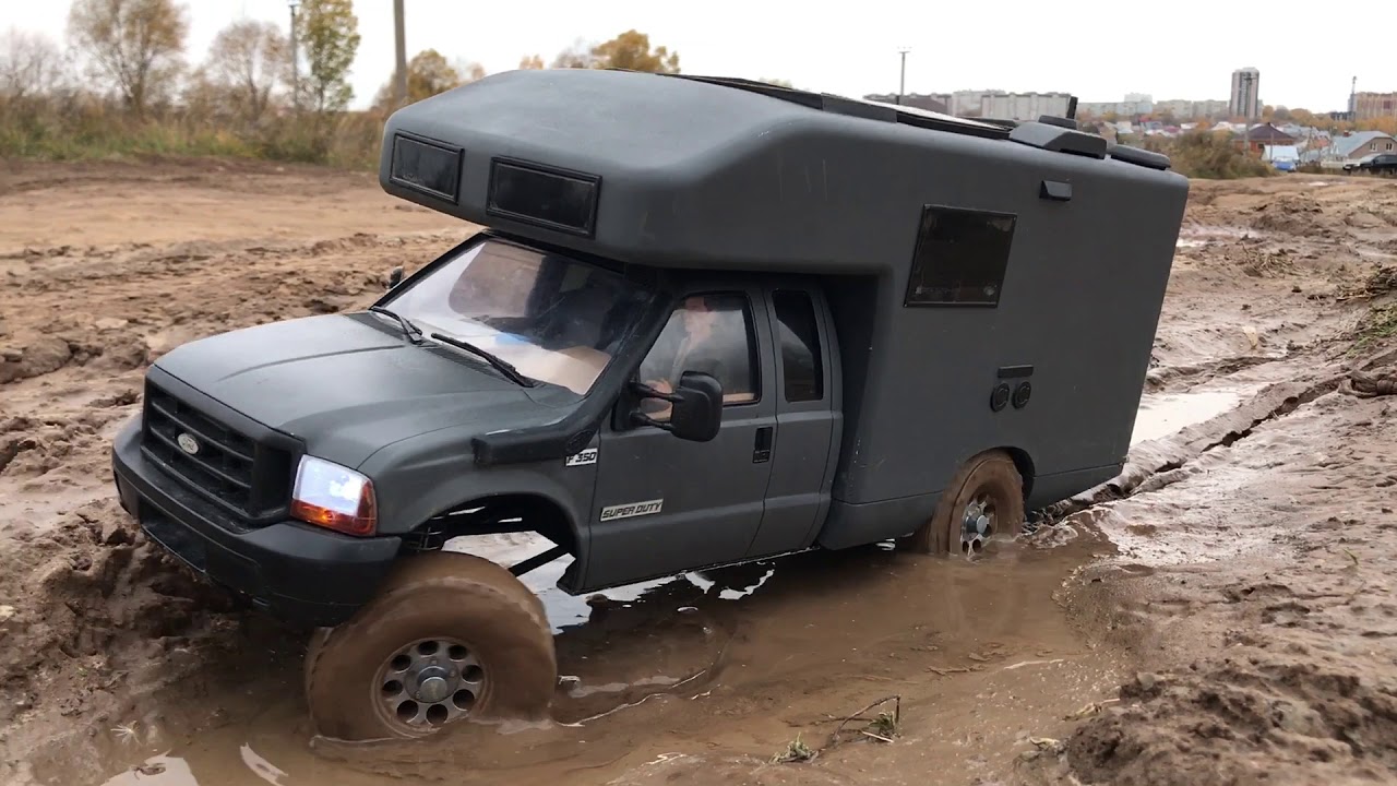 Ford F-350 EarthRoamer camper MST CFX Some autumn ride