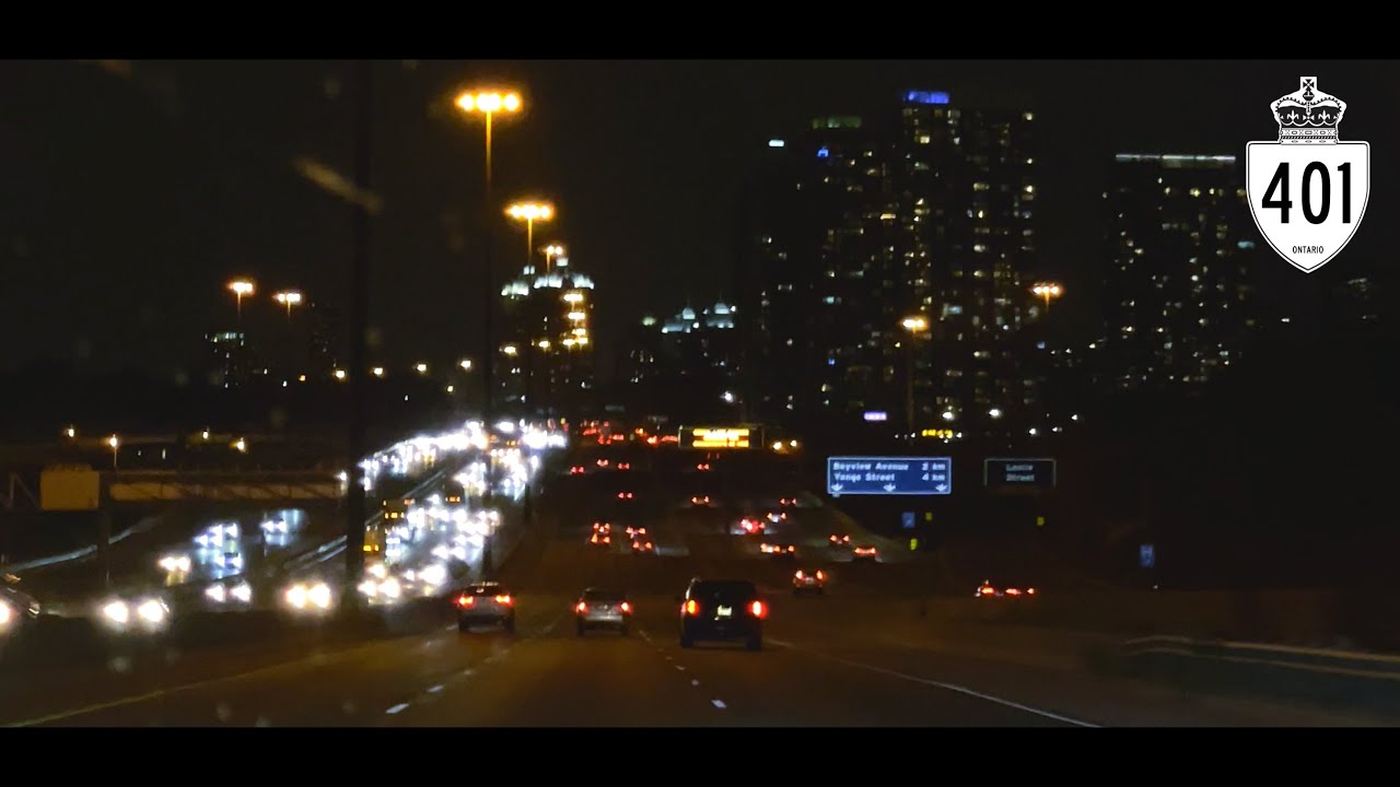 [2023/48] Highway 401 at Night in 4K - Toronto, Ontario