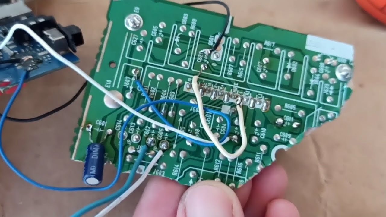 adaptaçao amplificador de tv na caixinha bluetooth/caixinha bluetooth queimou ci audio (part3