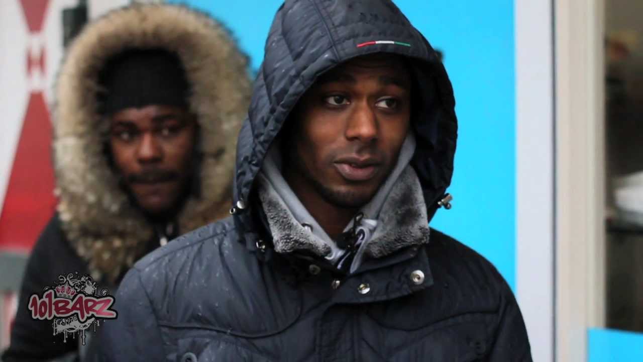 D-DOUBLE van bankjes | Interview | 101Barz