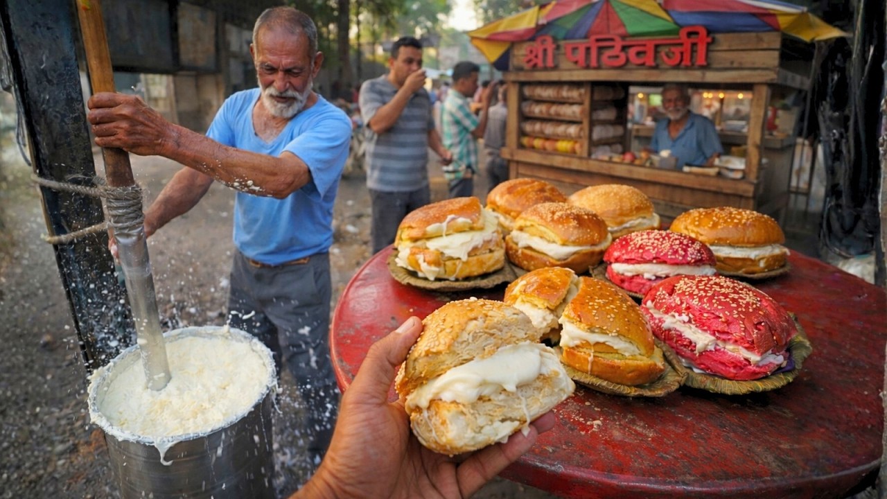 Kanpur’s Fresh Bun Makhan from Scratch | Grandpa Hand-Grinds Butter on Street!