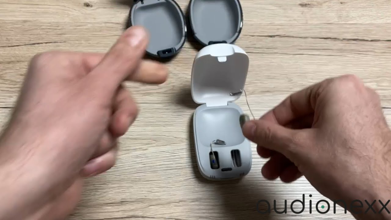 Signia Pure Charge & Go X unboxing