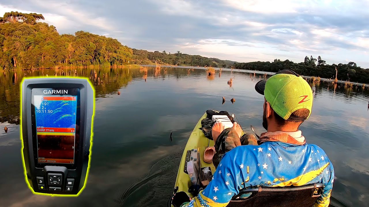 Pescando com SONAR GARMIN VIVID 4CV de Caiaque