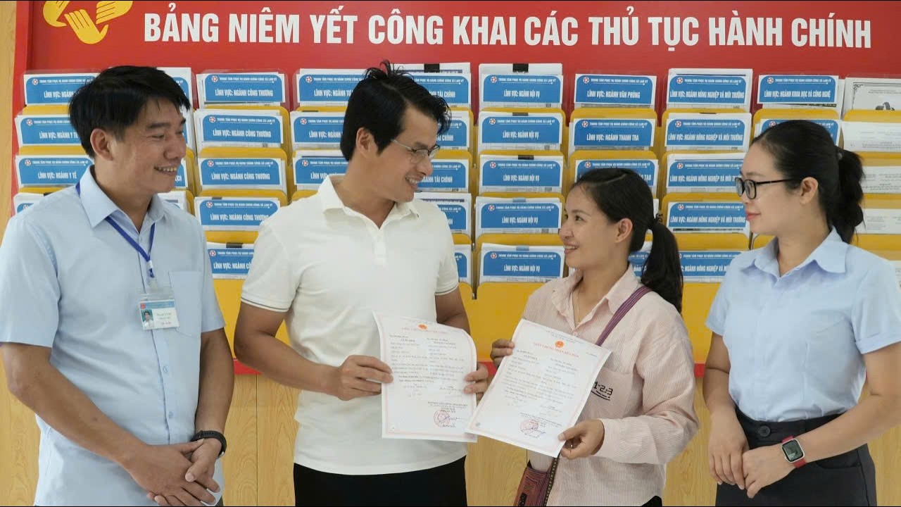 After overcoming countless obstacles, Toan and Tu Diem officially became husband and wife.