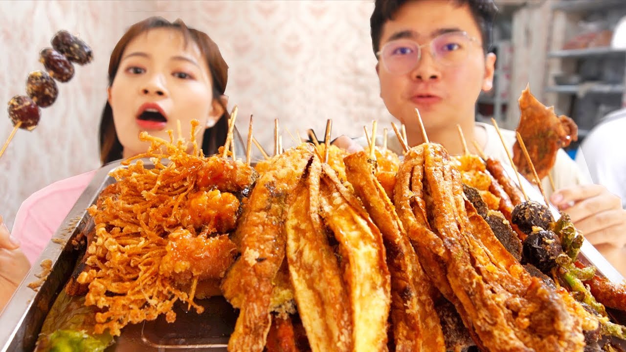 【盗月社】100元在东北吃炸串，上来一大盘，嘎吱嘎吱脆得头皮都酥了！| 【DaoYueShe Official Channel】