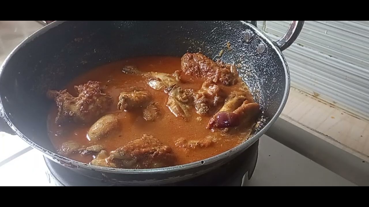 রোস্ট তৈরি করলাম চারিদিকে ঘোরাঘুরি করছে, ঈদের আমেজ 