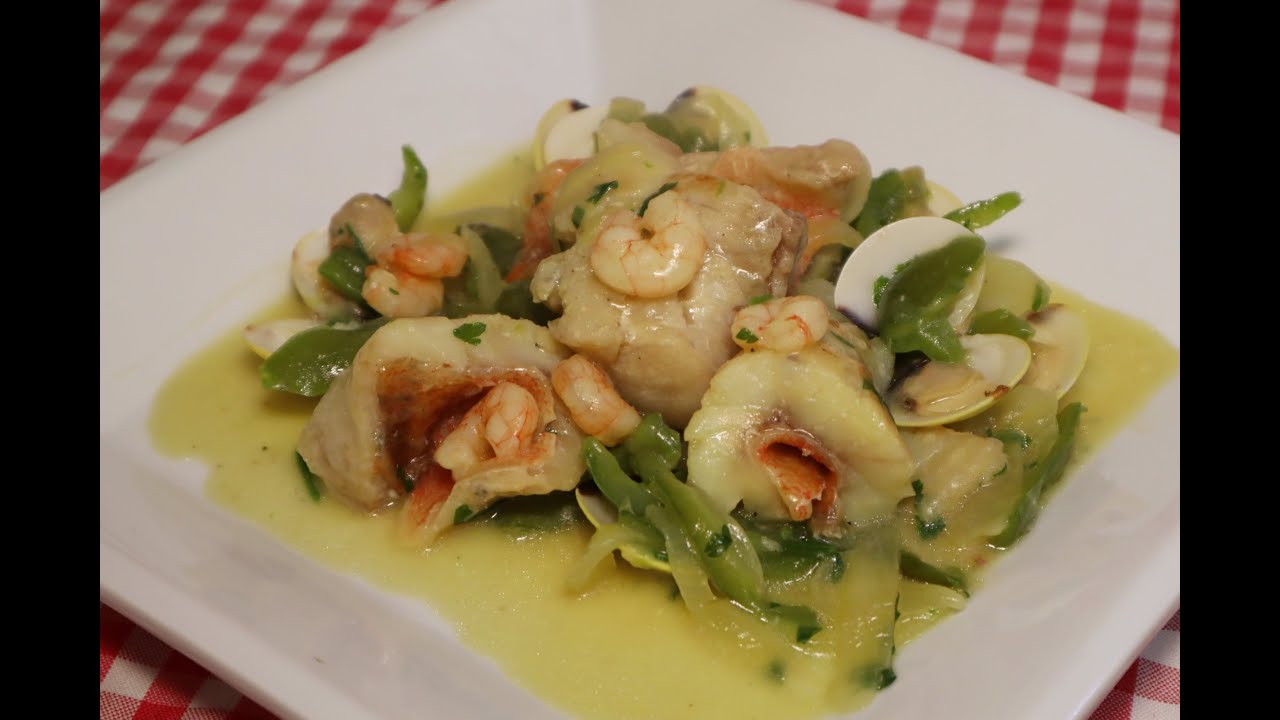 Receta de gallineta en salsa marinera con gambas y almejas