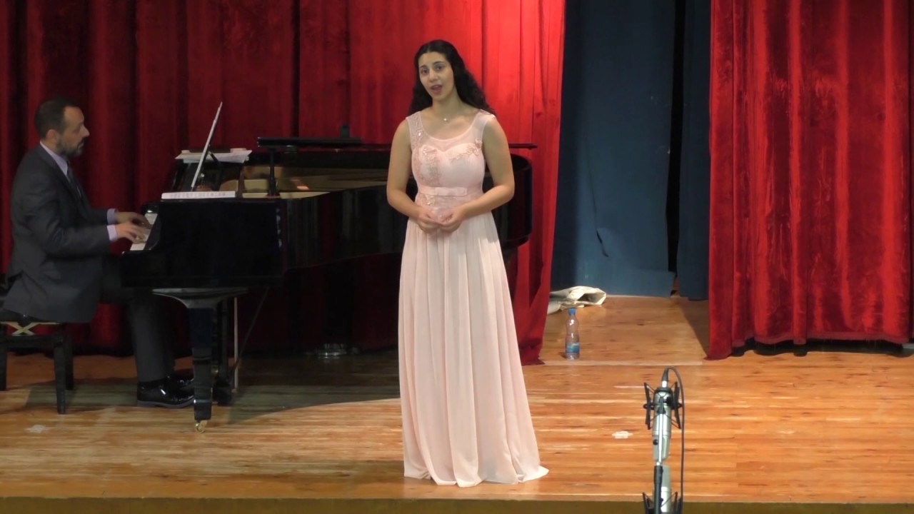 Kakopierou Lydia: Mozart - Le Nozze di Figaro, 'Deh vieni, non tardan'