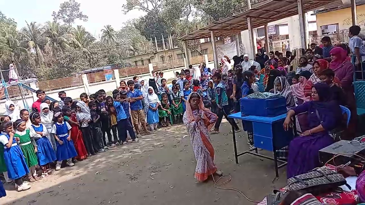 বৃদ্ধাশ্রমের অভিনয়টি খুব সুন্দর হয়েছে 😀