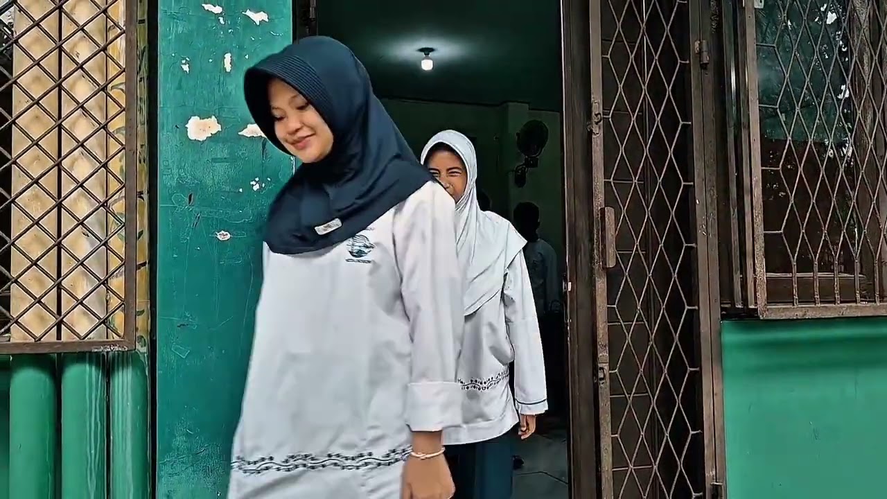 Tugas Mata Pelajaran Fikih Kelas VIII  MTs Al Ghazaly tentang Sedekah @auladirachman5577  