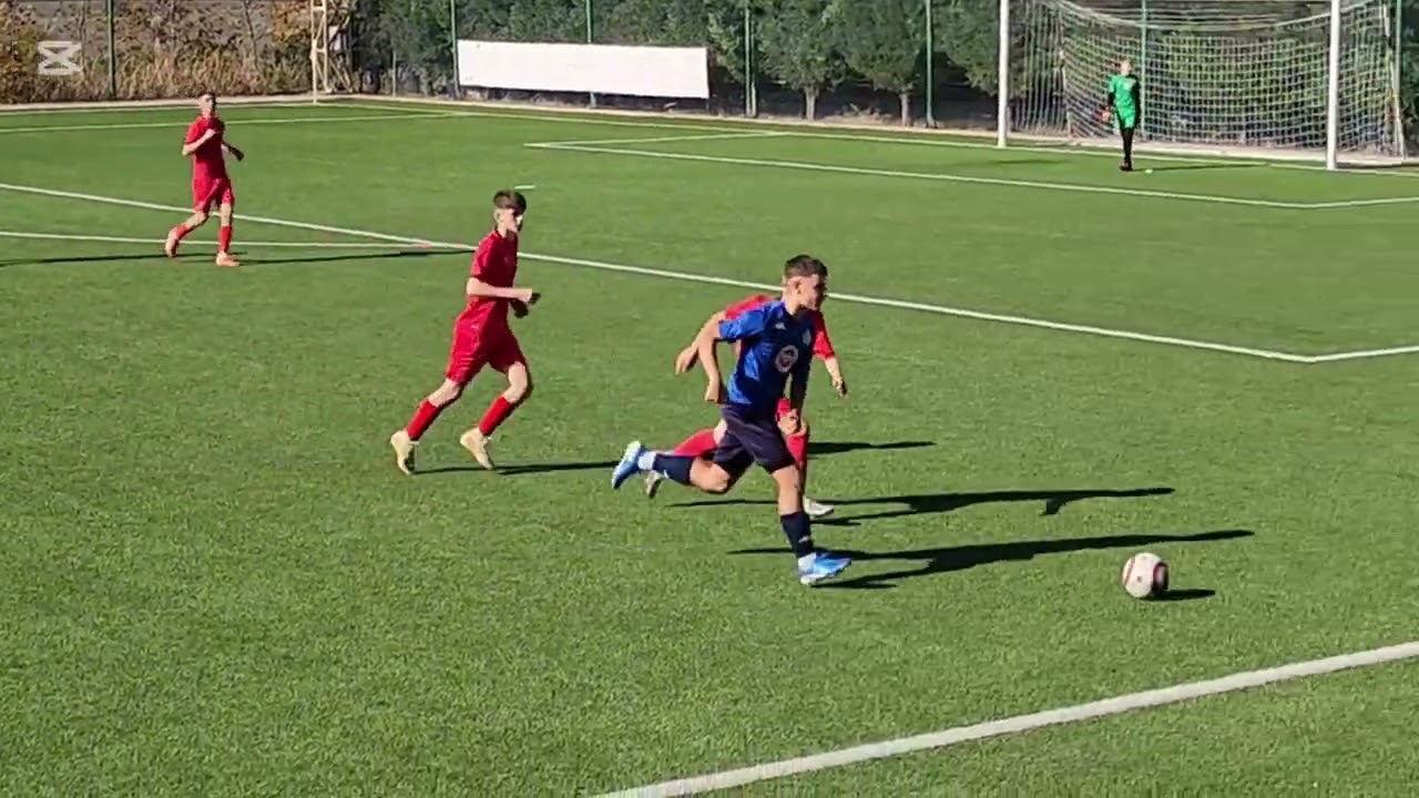 Dinamo City - Shqiponjat, Pjesa e Parë