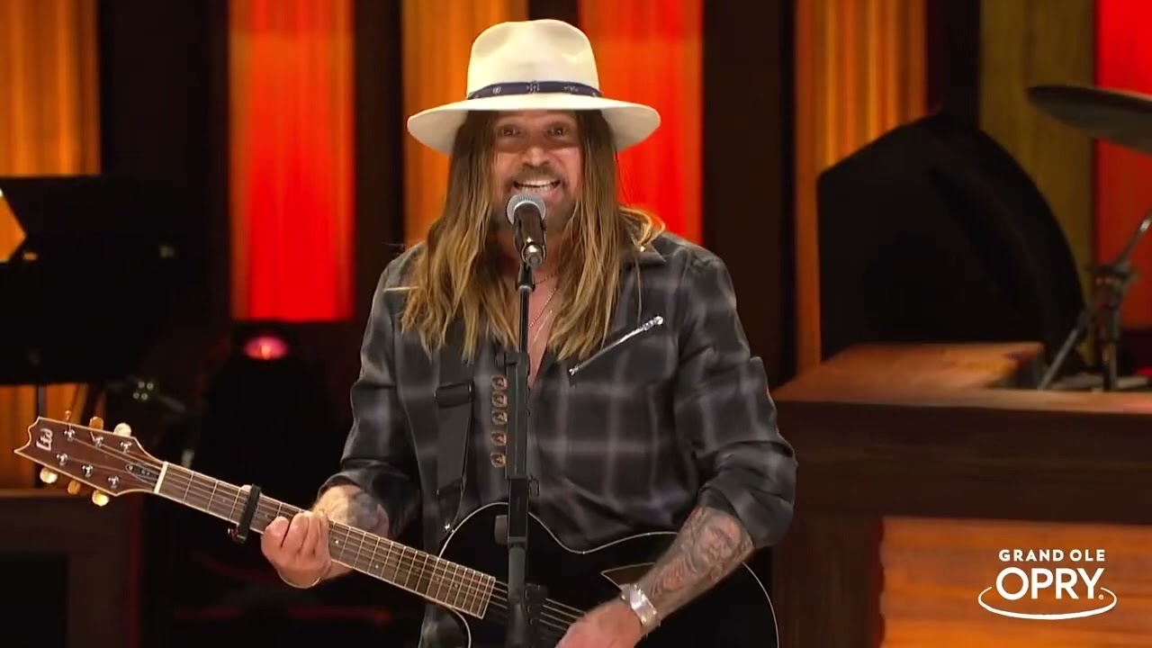 Billy Ray Cyrus & Mason Ramsey- Old Town Road (Live @ the Grand Ole Opry 2019)
