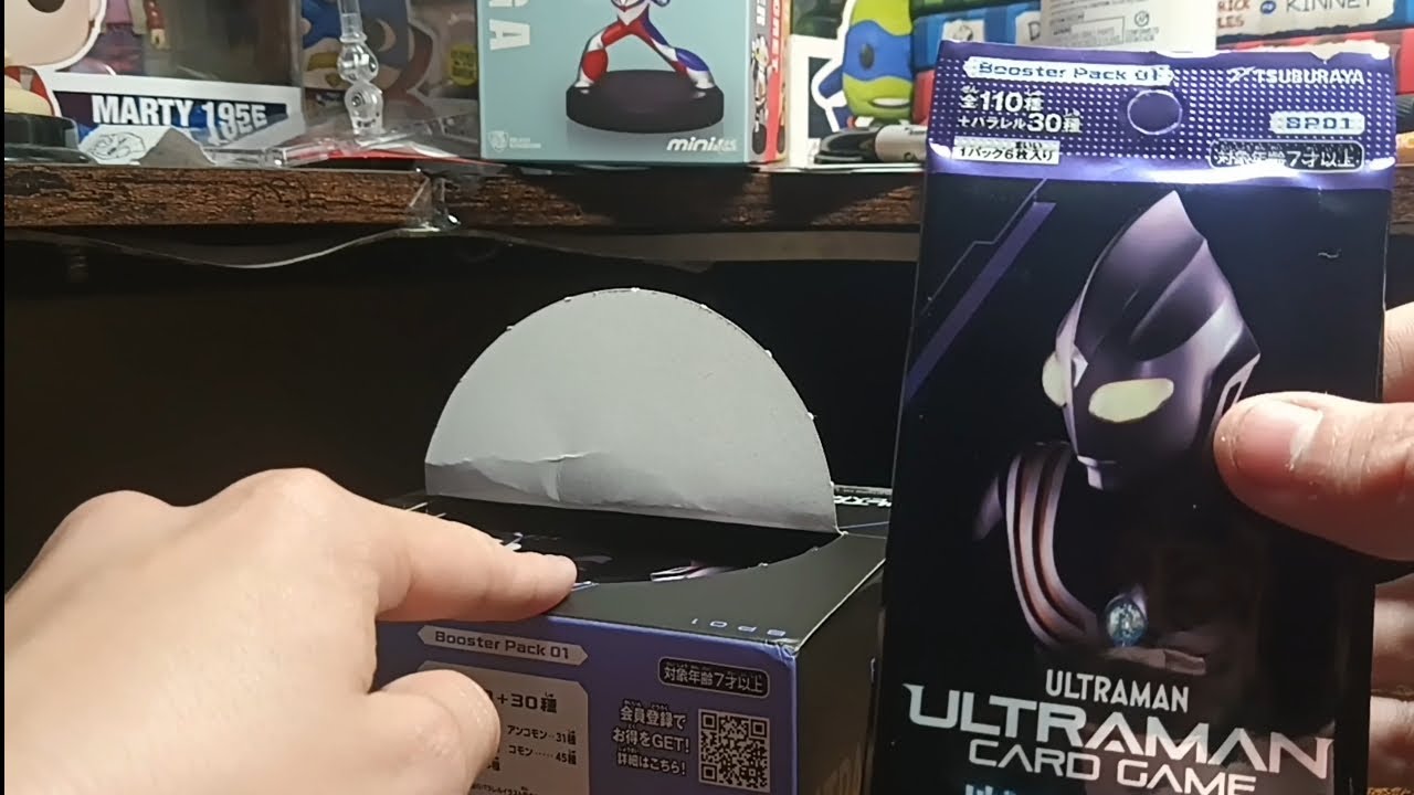 Unboxing Ultraman booster pack 01 card game 