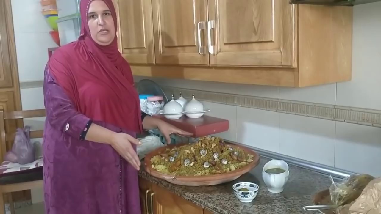 مبغيتش نفلت ليكم كموند الرفيسة بلدية على حقها وطريقها دخلوا تشوفها