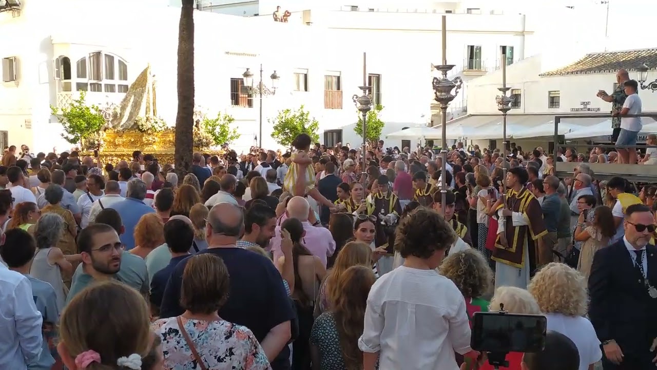 salida procesión de la virgen del carmen rota Cádiz 2025