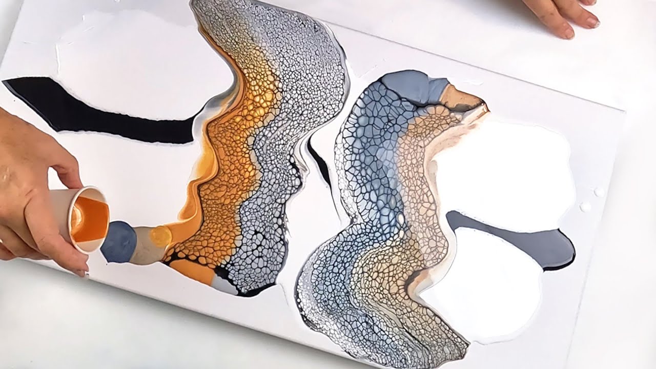 Wild Thing - Using the Swipe Technique & DecoArt Extreme Sheen Metallics!
