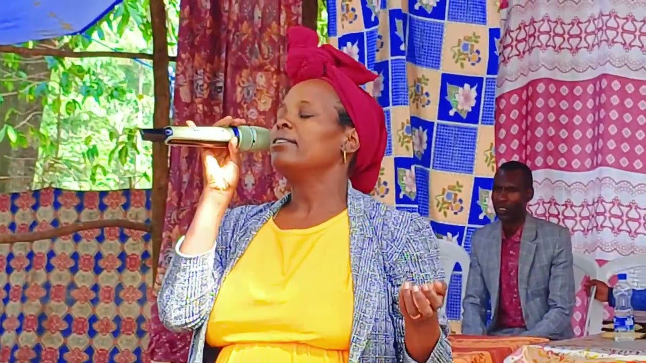 Singer Abaynesh Yohanis  Tawu ne sinttay haa simmo