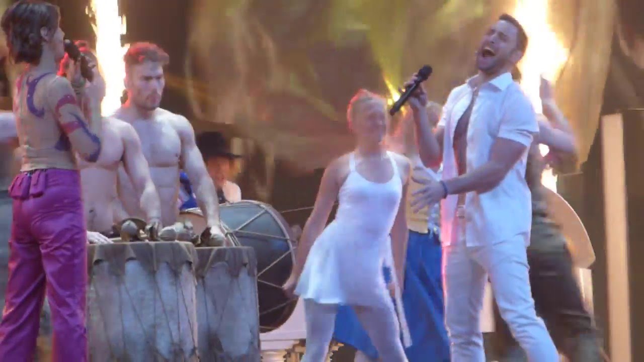 Petra & Måns' interval song: 