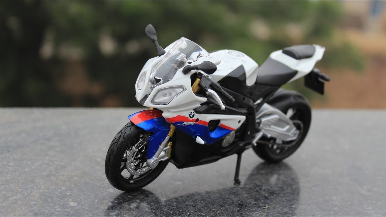 BMW S1000 RR 1/12 by Maisto // hobbytoys.co