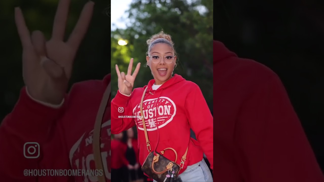 Momma and her pup 🐩 