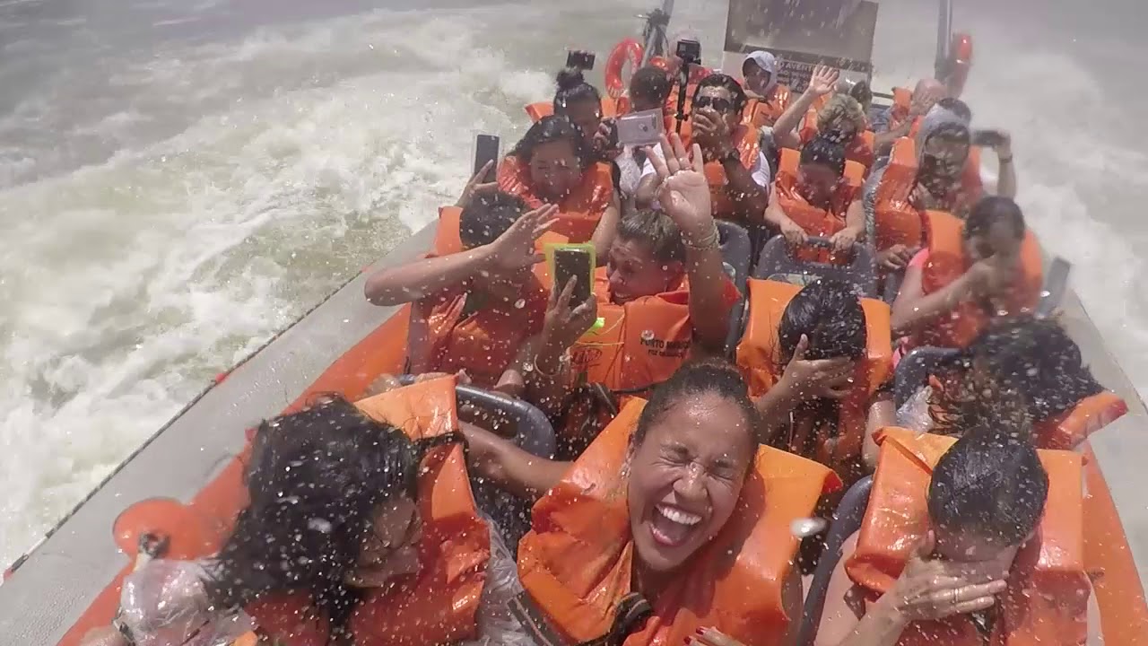 Macuco Safari- Increible Barco debajo de las Cataratas de Iguazu