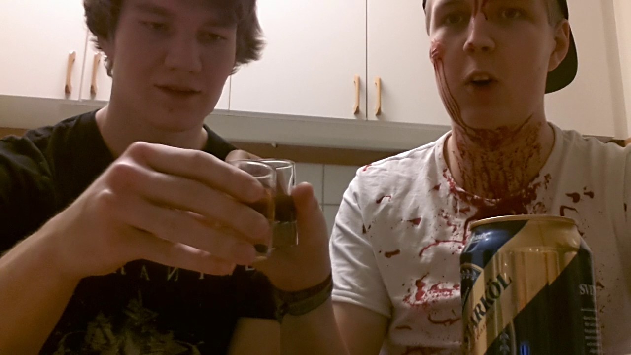 Tyrkisk Peber shot prank (actual shot contains Carolina Reaper)!