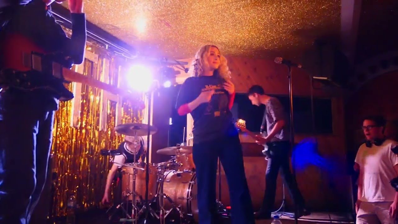 Blondshell at the Moth Club, Hackney, London