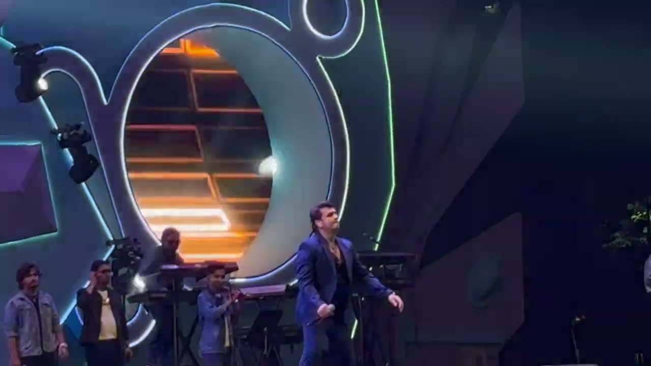 Sonu Nigam Concert at IIT Bombay 