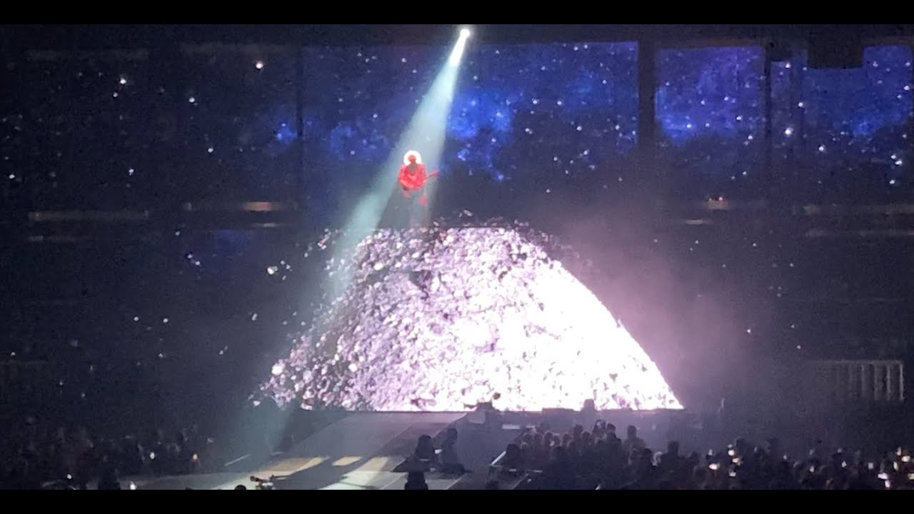 Brian May Guitar Solo - Atlanta, GA - 10/23/2023