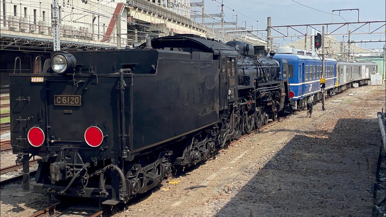 クモヤとSLが初組成！【C61-20  OM入場配給（全検）】クモヤE493系オク02編成＋国鉄C61形蒸気機関車20号機＋オヤ12-1が警笛鳴らし大宮駅13番線発車！（配9941M）2025.8.6