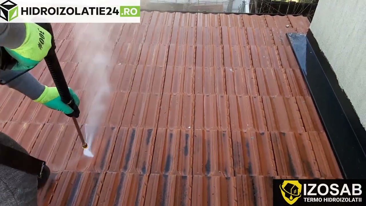 Curatare acoperis tigla cu inalta presiune - Vopsire acoperis tigla 2 - IZOSAB.RO