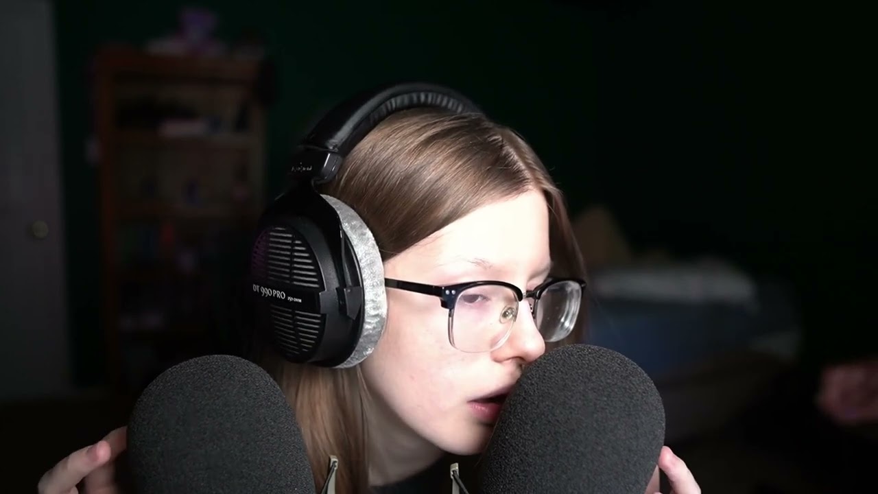 Ear To Ear Mommy ASMR