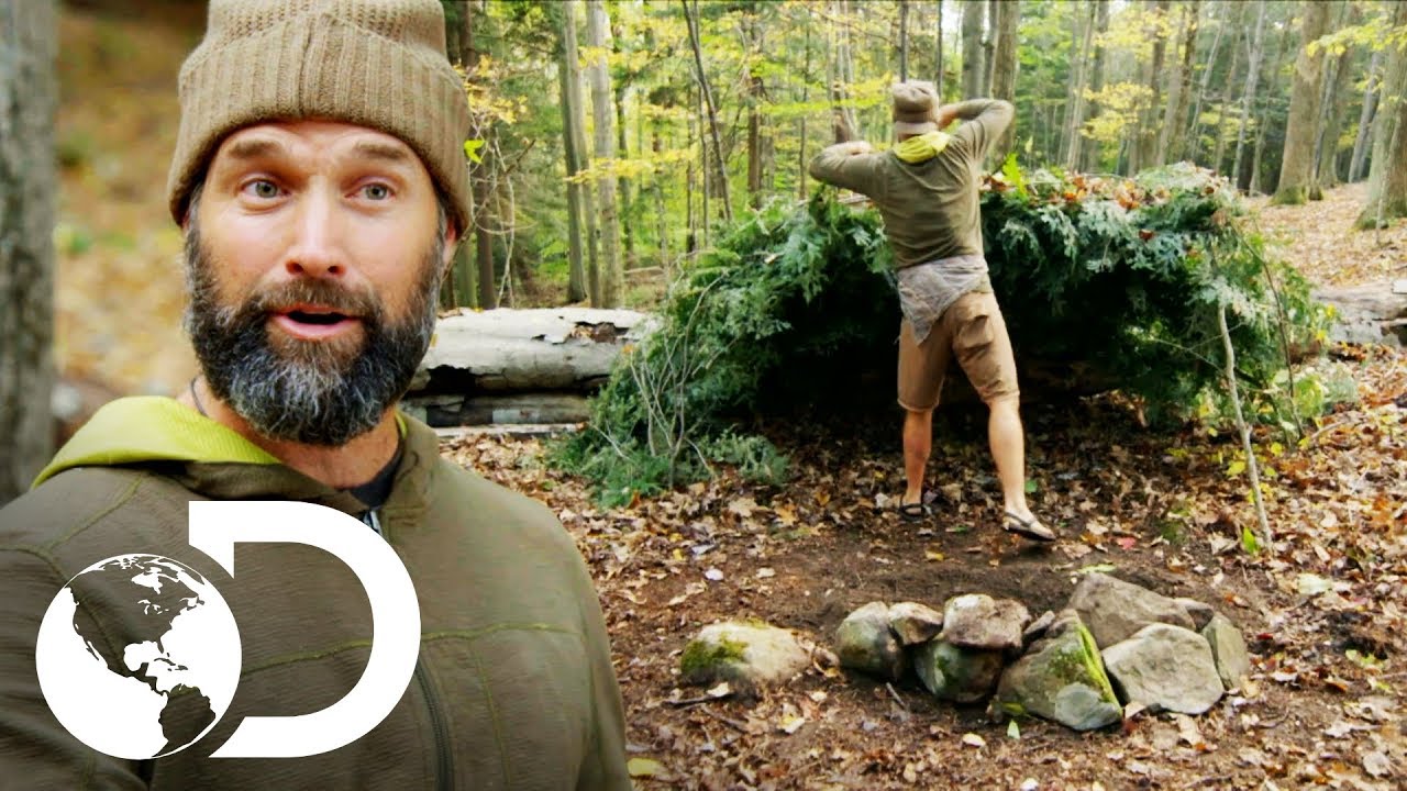 &iexcl;Matt construye un refugio con un &aacute;rbol ca&iacute;do! | Desaf&iacute;o x 2 | Discovery Latinoam&eacute;rica