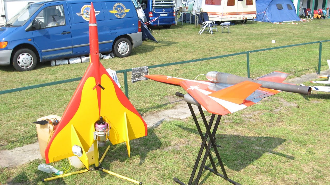 Scout, very fast Turbine rc jet vmax=586 km/h! - Mfsc Spelle Flugtag 2011