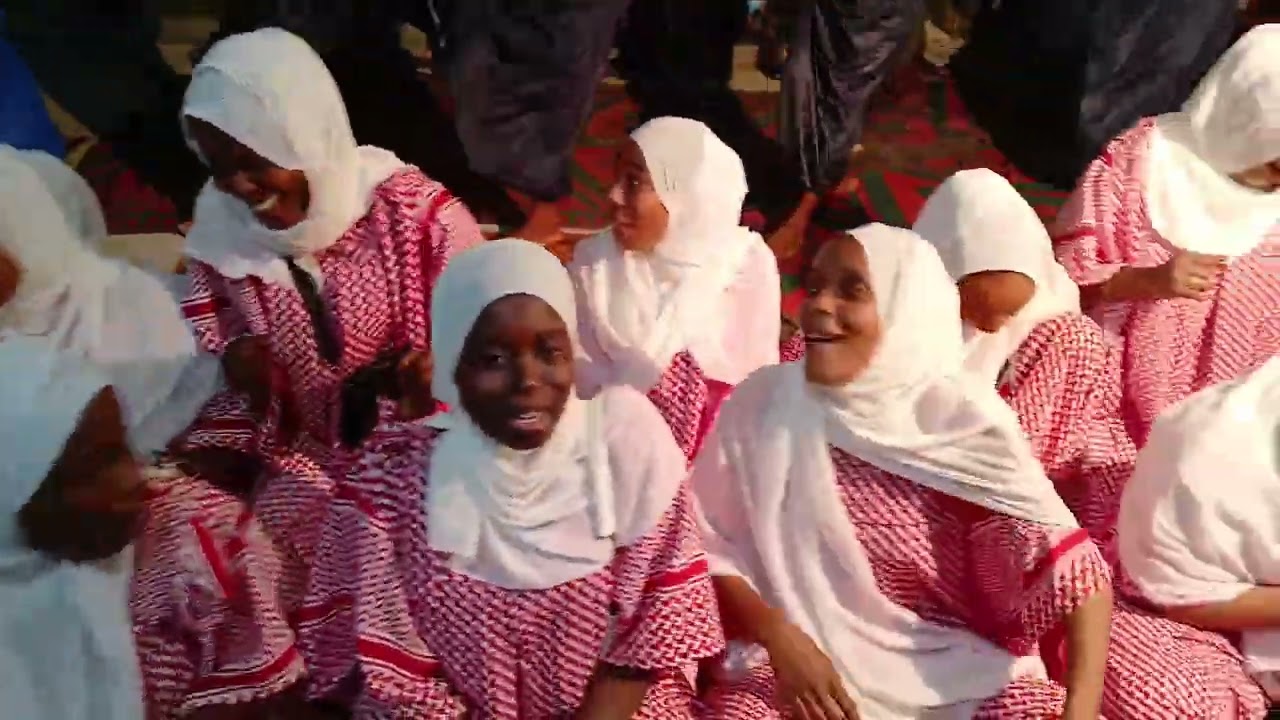 ALMADRASSAT ZAINU L-ABIDINA ZIWATUWE. WAJUZI WA HII KAZI YA DUFU TANZANIA. WANAJUWA MASHAALLAH.