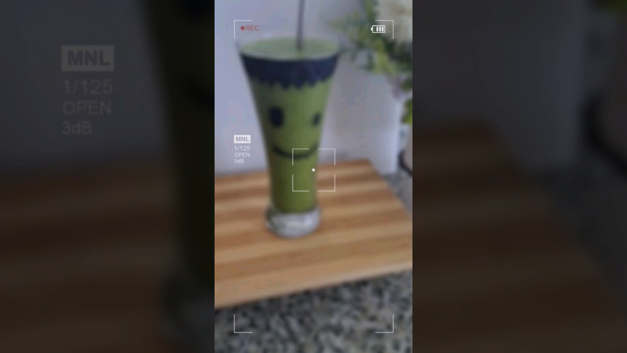 HEALTHY SUGAR FREE FRANKENSTEIN SMOOTHIE SHORTS #cleaneating #simple #healthy  #fall