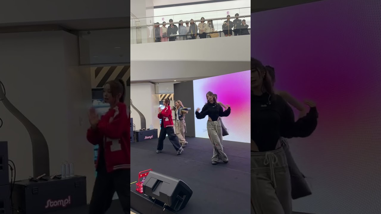 FIFTY FIFTY's Busking in COEX Mall 2025.11.02