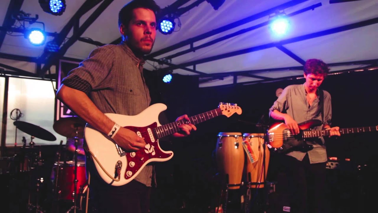 MAKROHANG - CAN'T LEAVE THE NIGHT (badbadnotgood cover) / KERET AV Rakéta