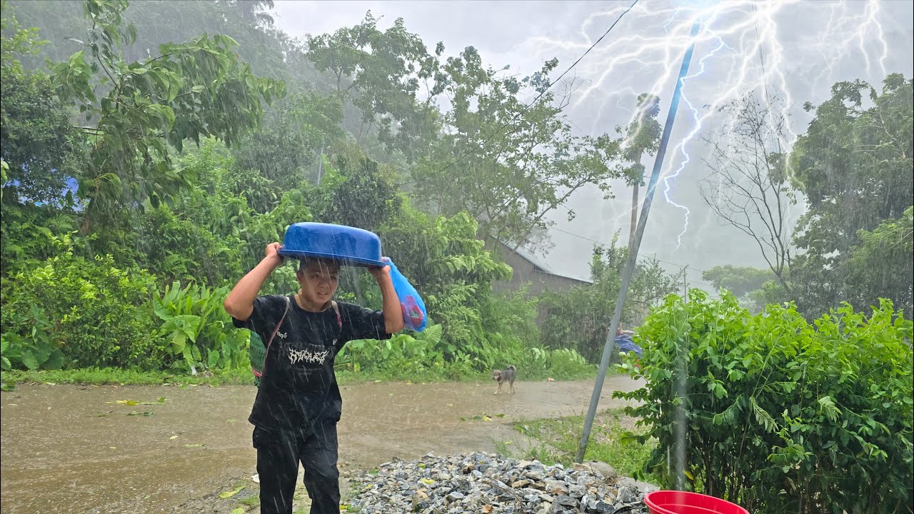 “Alone fighting the storm amidst the fierce thunder” 🌧️⚡